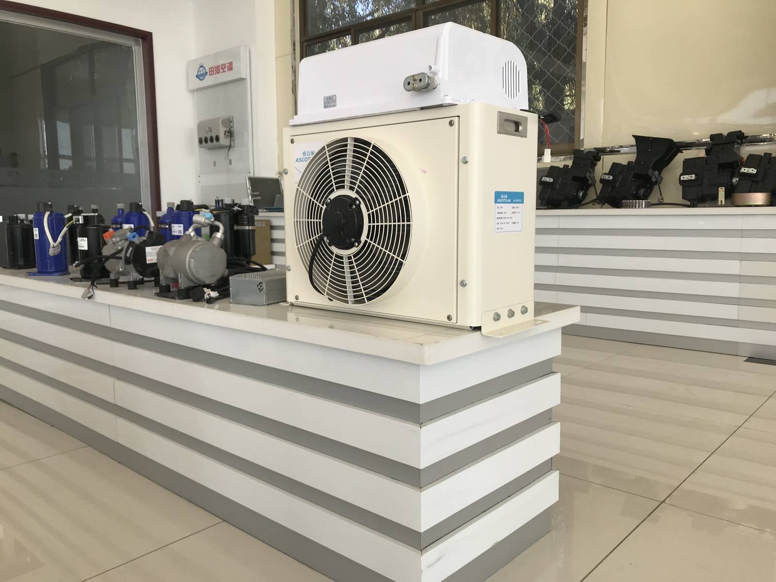 田河增程器駐車空調發電機展廳